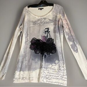 Leo & Ugo Paris France Shirt Women’s Sz 4 White Ballerina w Lace Detailing Artsy